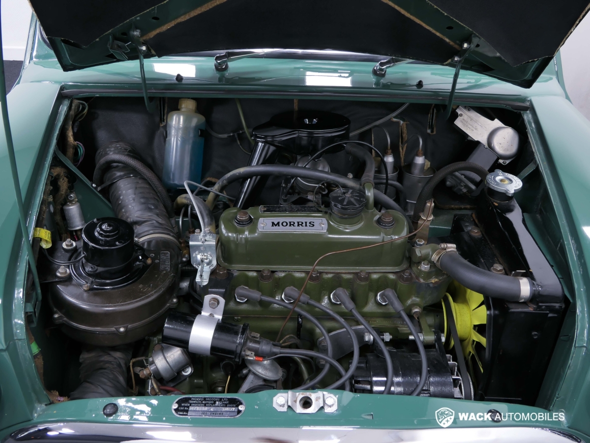 BMC 850 SALOON MINI MORRIS 850 SALOON 34 CV / RESTAURATION COMPLÈTE / VÉHICULE DE COLLECTION