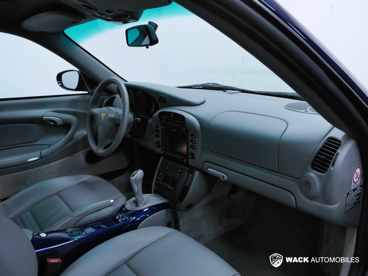 PORSCHE 911 CARRERA COUPE 996 996.2 CARRERA 3.6L 320 CV