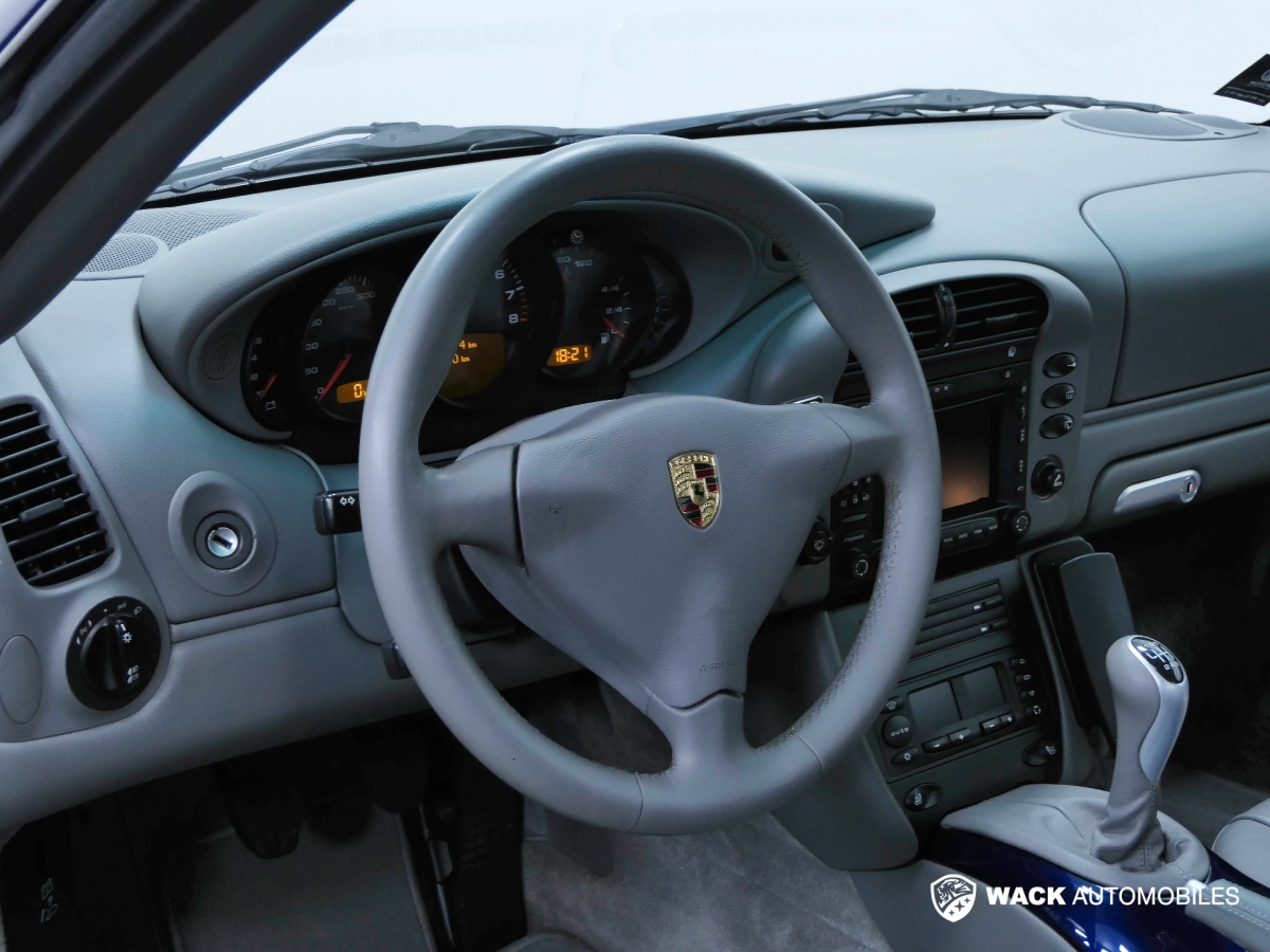 PORSCHE 911 CARRERA COUPE 996 996.2 CARRERA 3.6L 320 CV