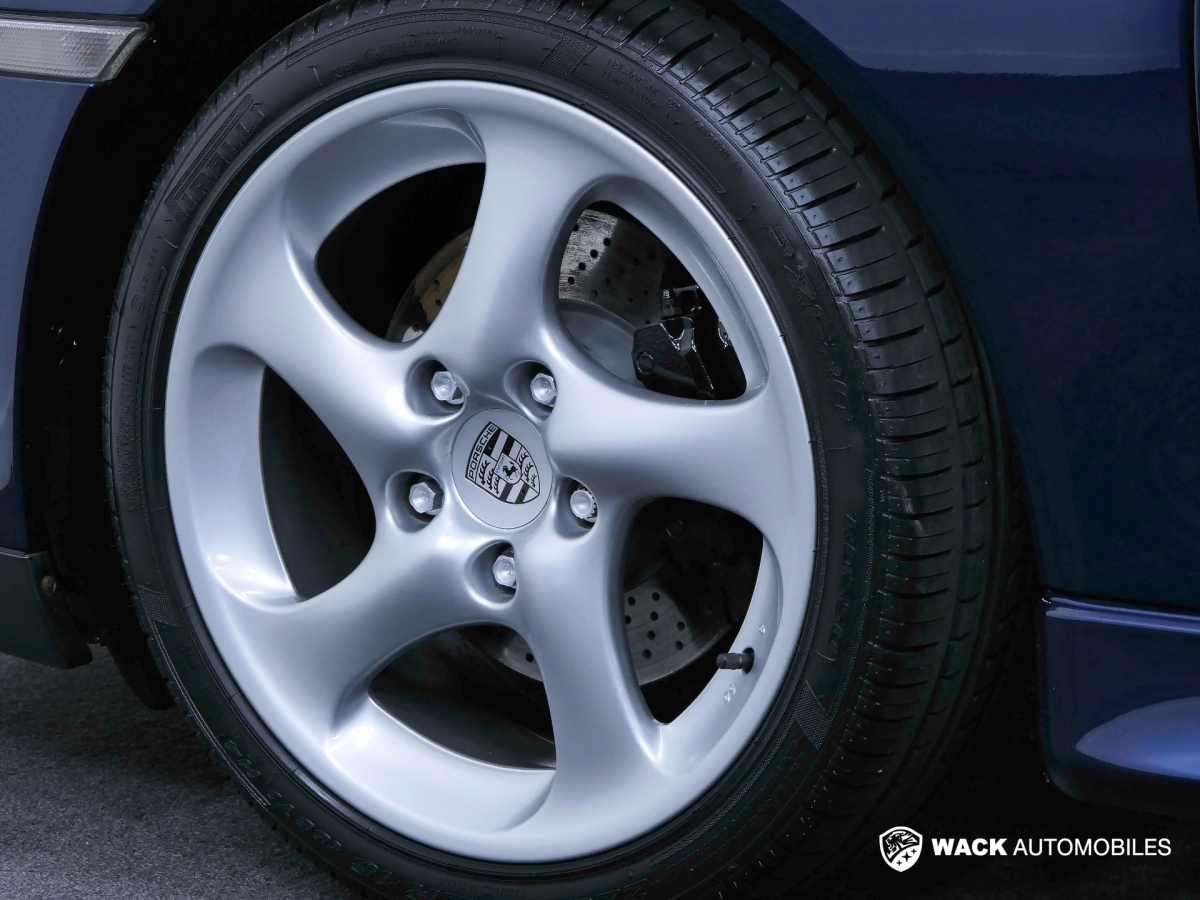 PORSCHE 911 CARRERA COUPE 996 996.2 CARRERA 3.6L 320 CV