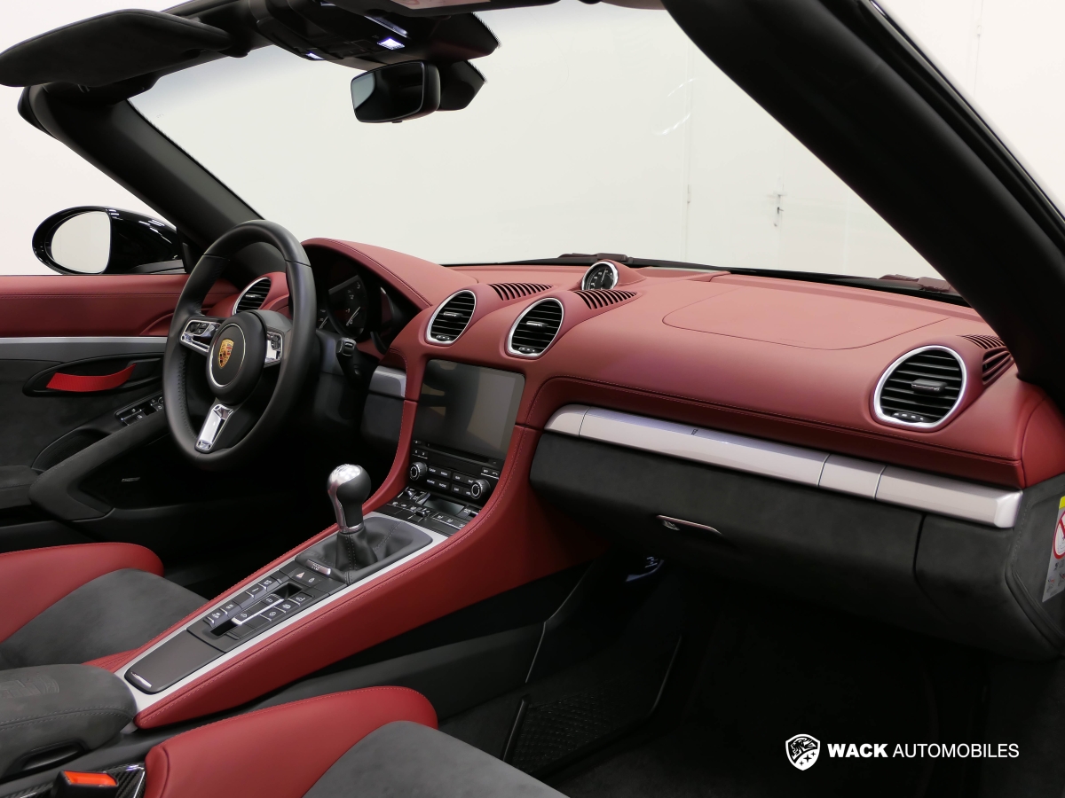 PORSCHE 718 SPYDER 4.0 L 420 CV BOITE MÉCANIQUE 