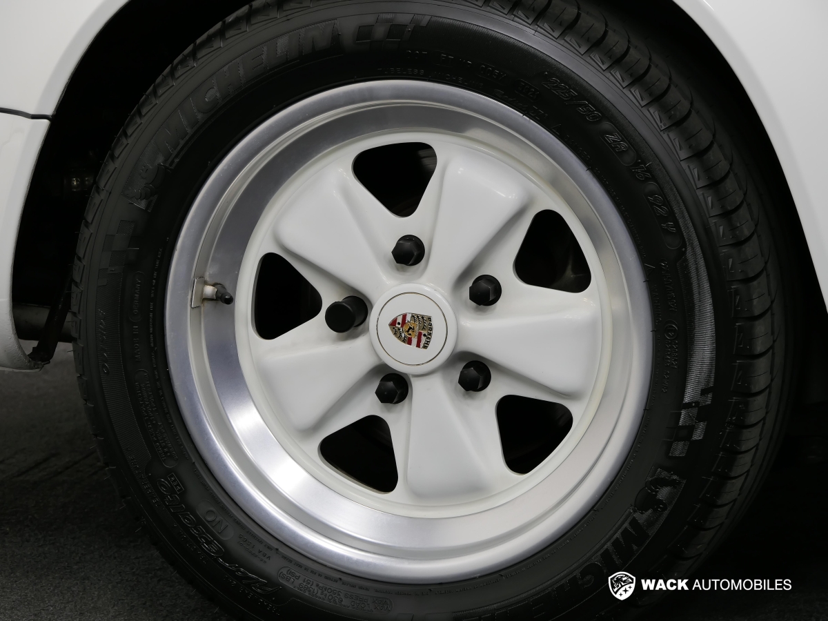 PORSCHE 911 CABRIOLET 911 3.2L CABRIOLET 