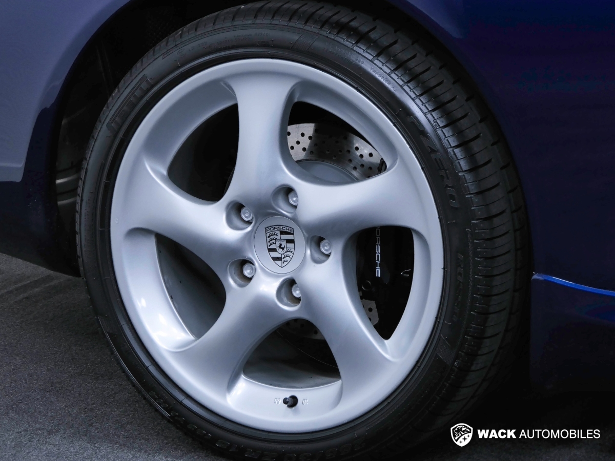 PORSCHE 911 CARRERA COUPE 996 996.2 CARRERA 3.6L 320 CV 