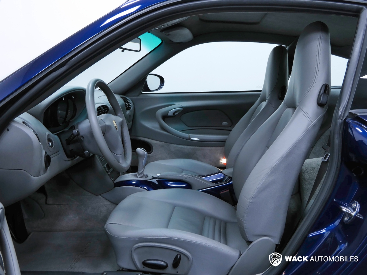 PORSCHE 911 CARRERA COUPE 996 996.2 CARRERA 3.6L 320 CV 