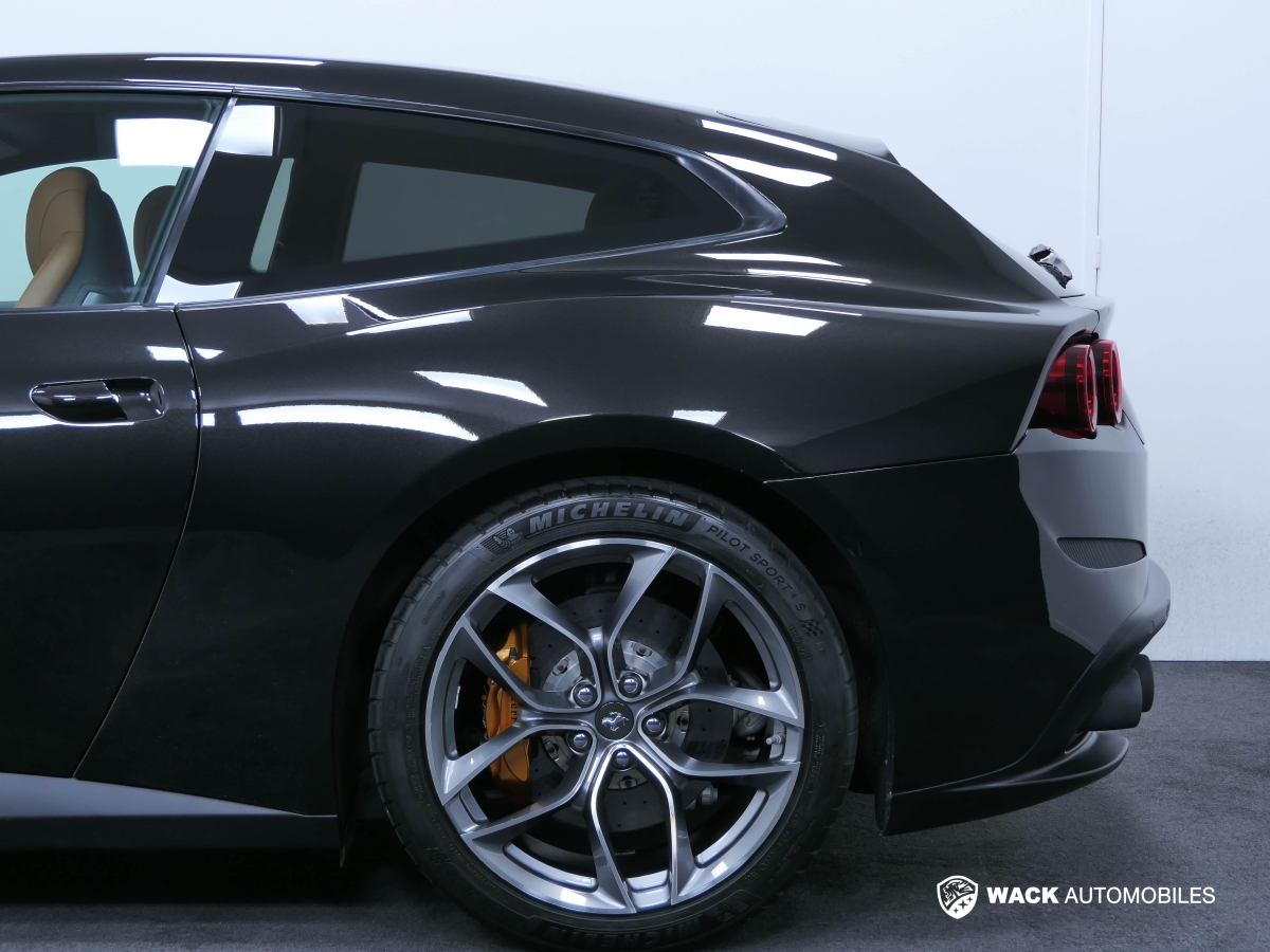 FERRARI GTC4 LUSSO GTC4 LUSSO T V8 3.9L 610 CV