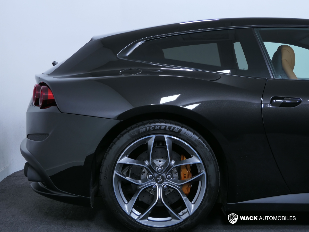 FERRARI GTC4 LUSSO GTC4 LUSSO T V8 3.9L 610 CV