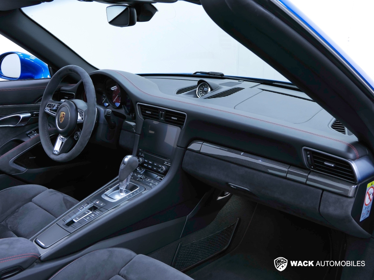 PORSCHE 911 TARGA 991.2 TARGA 4 GTS 450 CV PDK 