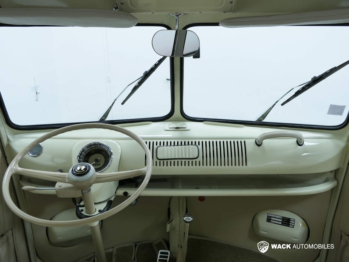 VOLKSWAGEN COMBI COMBI 1.5L 47 CV T1 