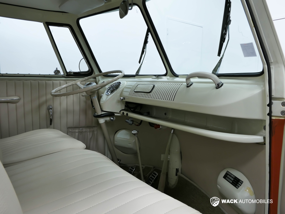 VOLKSWAGEN COMBI COMBI 1.5L 47 CV T1 