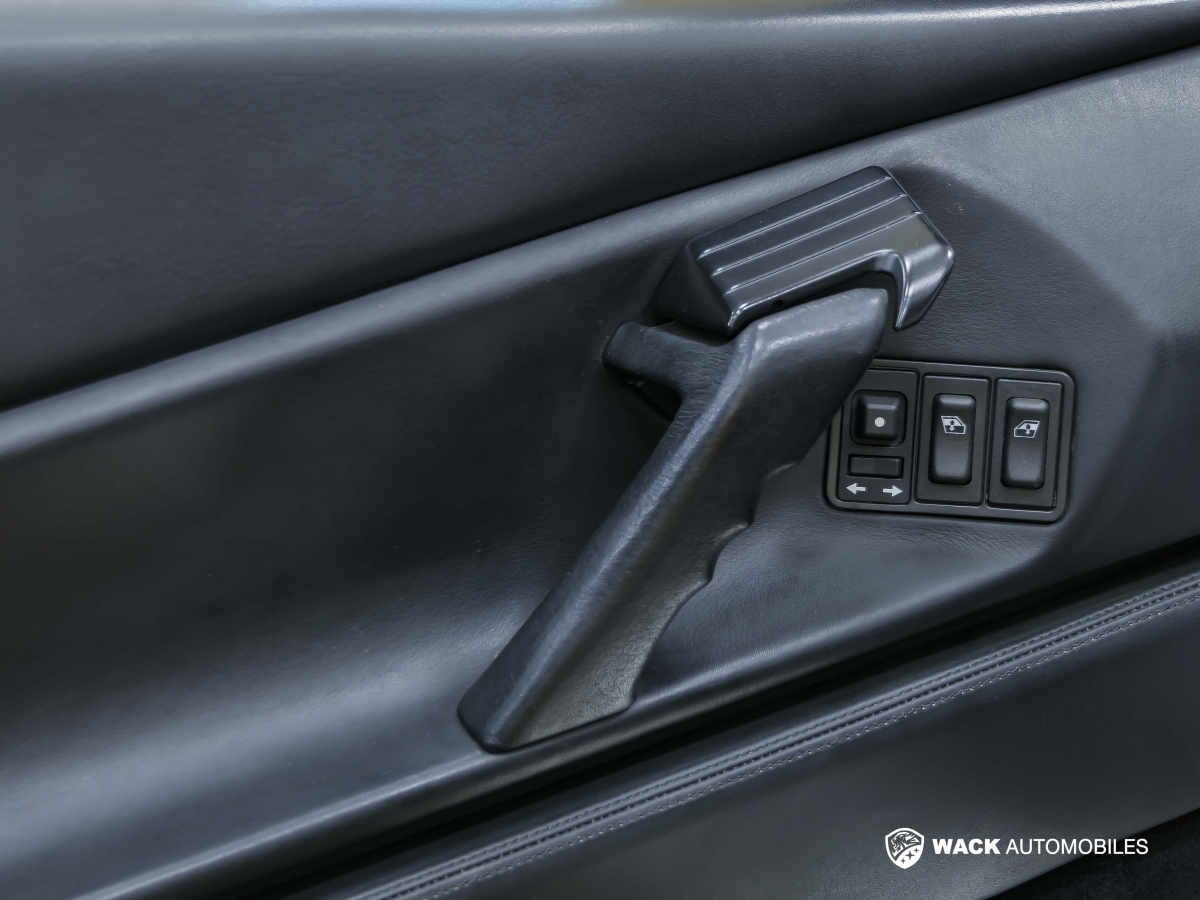 FERRARI 348 348 GTB V8 3.4L 320 CV 