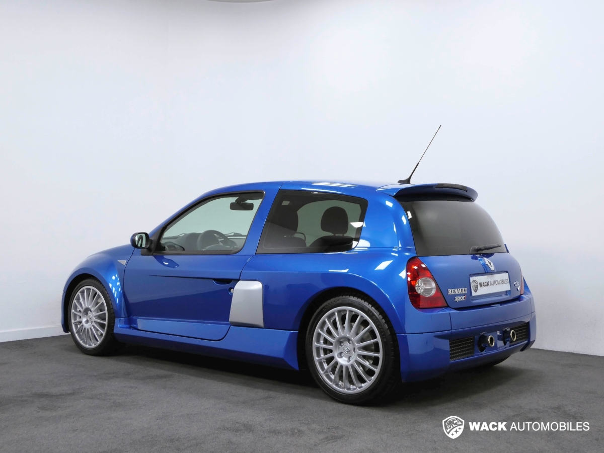 RENAULT CLIO CLIO V6 3.0L 255 CV