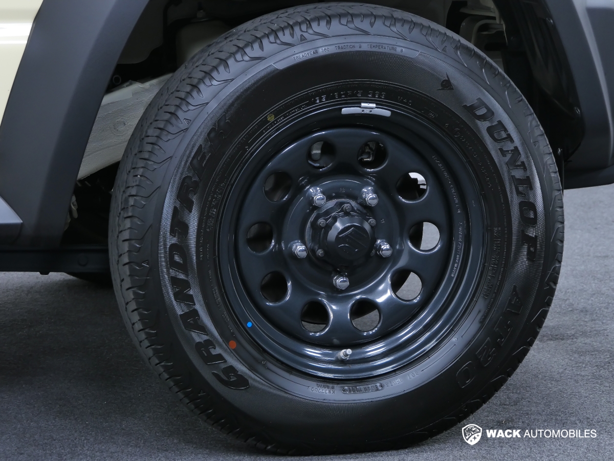 SUZUKI JIMNY JIMNY 1.5 VVT 102 CV PRIVILEGE 2 PLACES