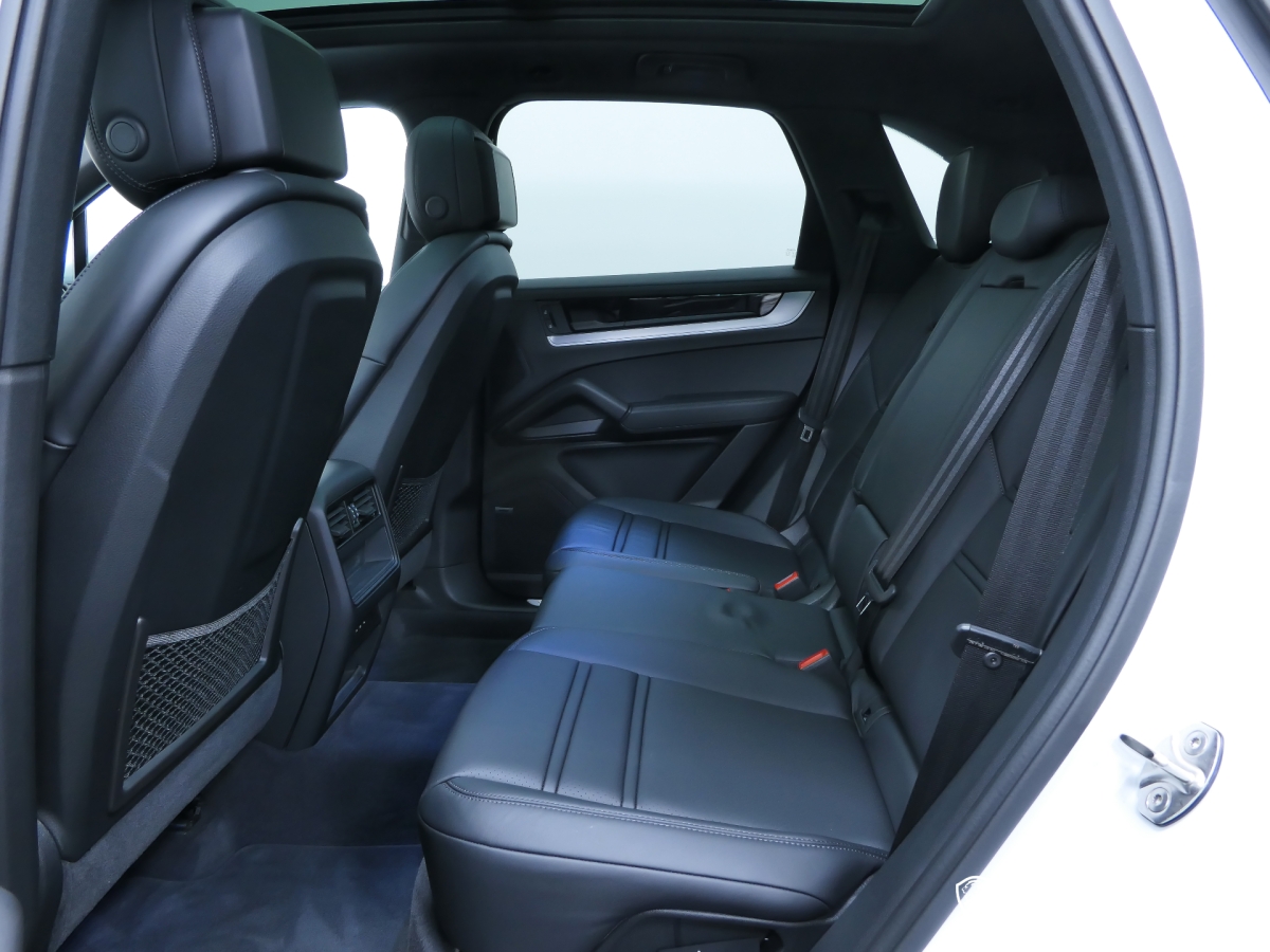 PORSCHE CAYENNE CAYENNE E-HYBRID 3.0L V6 470 CV