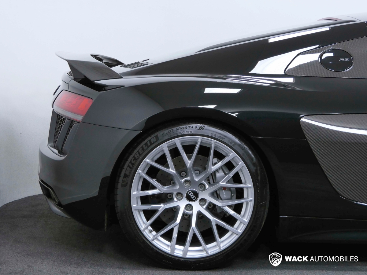 AUDI R8 R8 V10 PLUS 5.2L FSI 610 CV S-TRONIC 7 