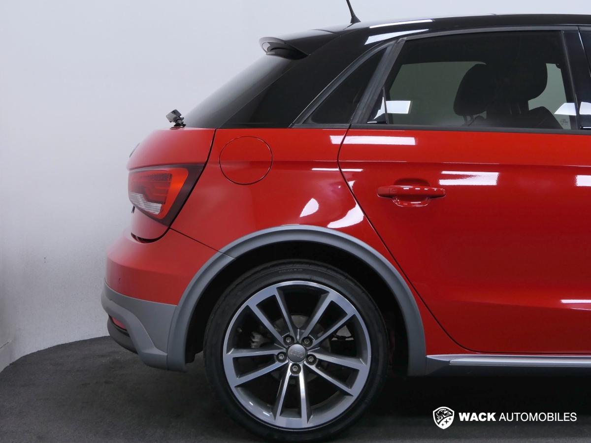 AUDI A1 SPORTBACK A1 SPORTBACK 1.6L TDI 116 CV S tronic AMBITION 