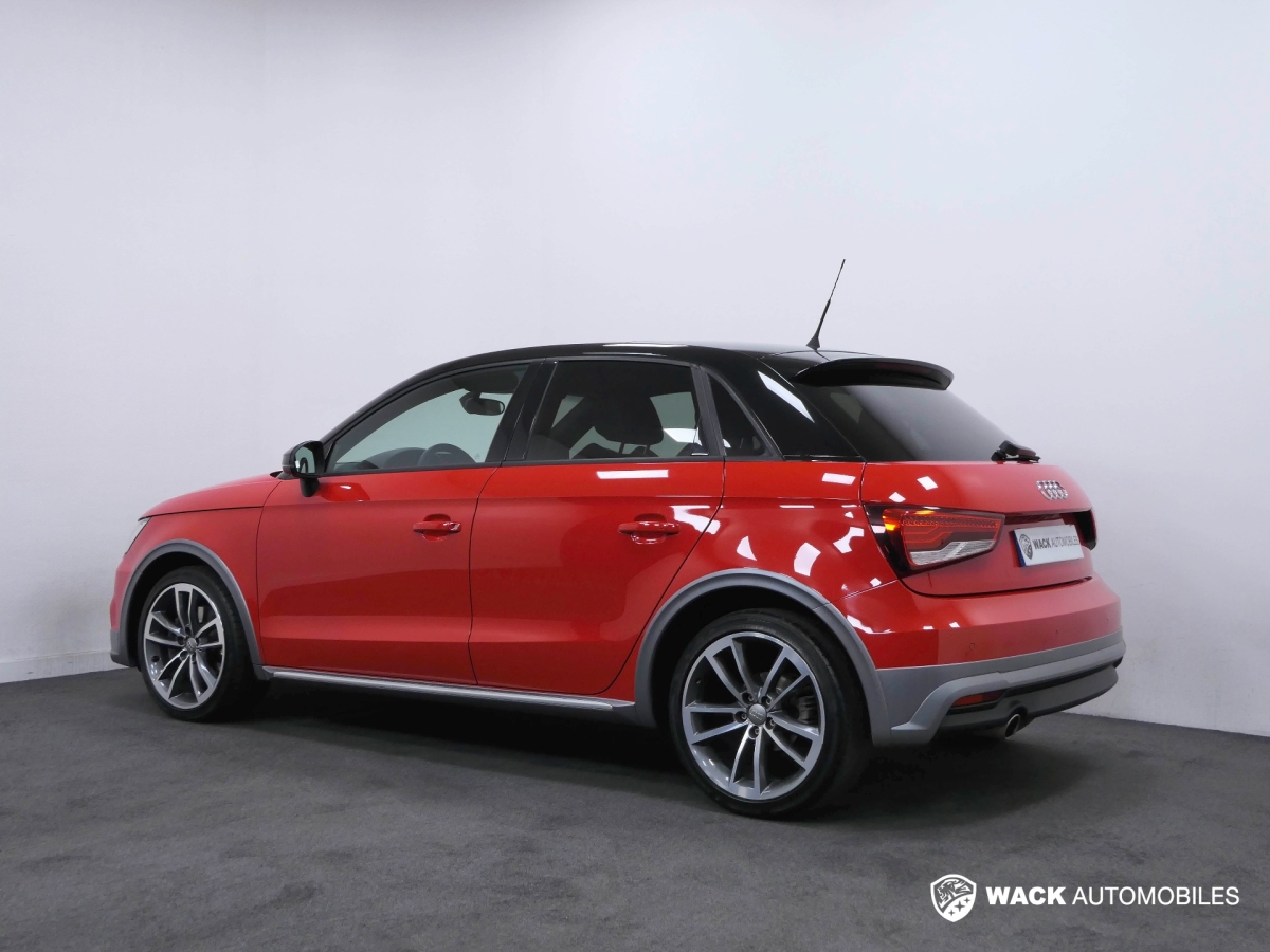 AUDI A1 SPORTBACK A1 SPORTBACK 1.6L TDI 116 CV S tronic AMBITION 