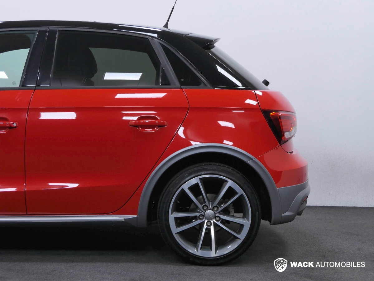 AUDI A1 SPORTBACK A1 SPORTBACK 1.6L TDI 116 CV S tronic AMBITION 