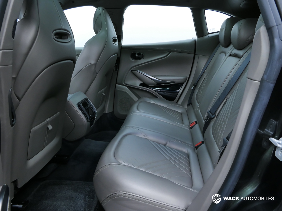 ASTON MARTIN DBX DBX 4.0L V8 BITURBO 550 CV EDITION LIMITÉE 1913 SPECIFICATION 