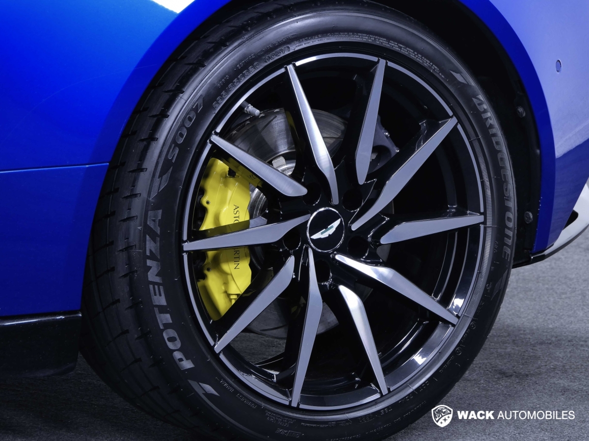 ASTON MARTIN DB11 COUPE DB11 COUPE 5.2L BI-TURBO V12 608 CV 