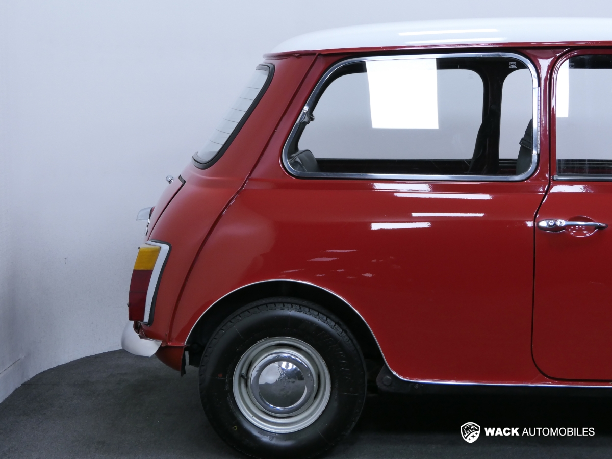 INNOCENTI MINI MINI 1001 DELUXE 998CM3 B38