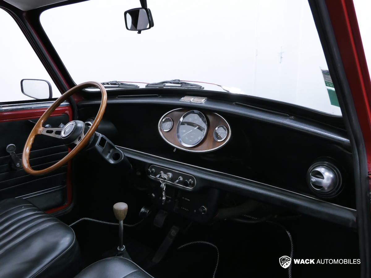 INNOCENTI MINI MINI 1001 DELUXE 998CM3 B38