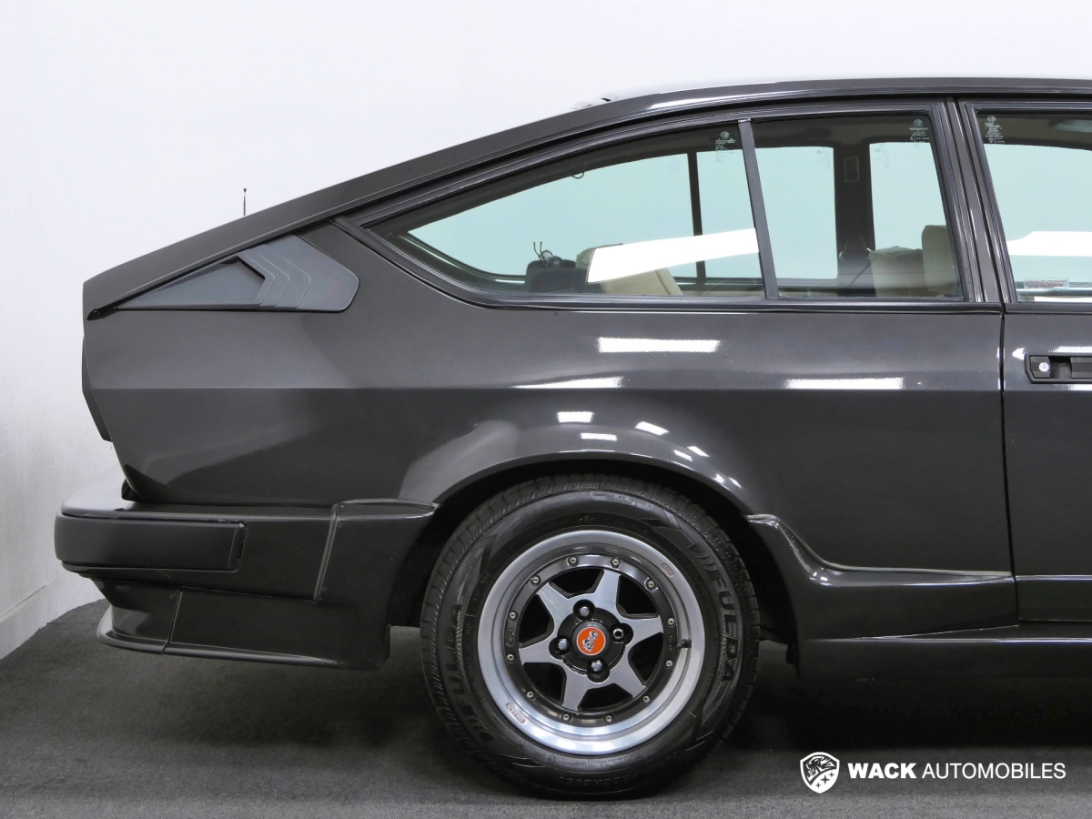 ALFA ROMEO ALFETTA GTV 2.0L 130 CV 