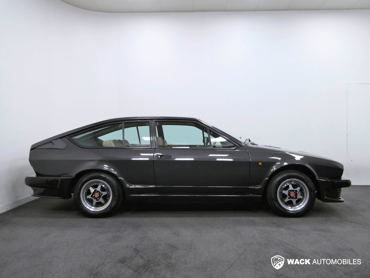 ALFA ROMEO ALFETTA GTV 2.0L 130 CV 