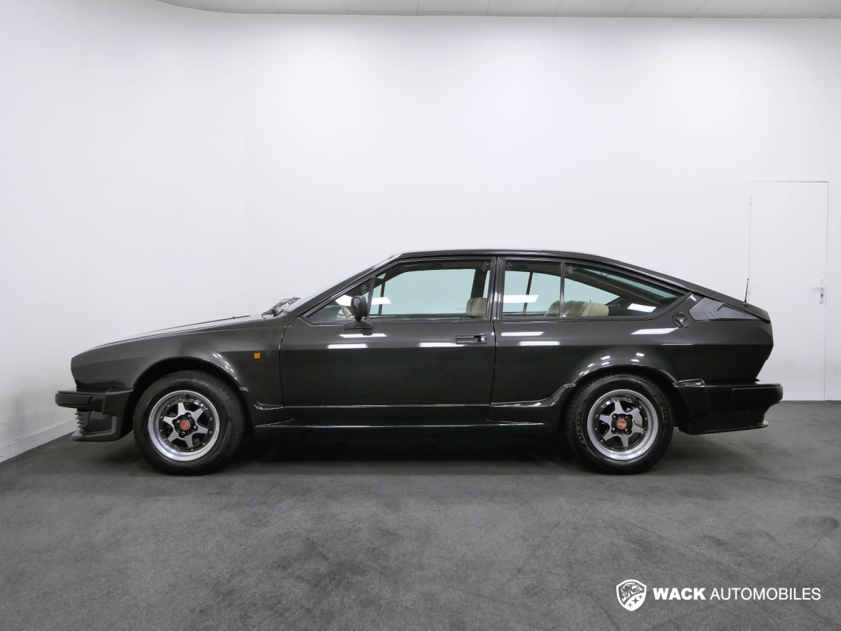 ALFA ROMEO ALFETTA GTV 2.0L 130 CV 