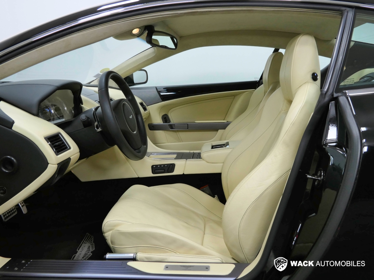 ASTON MARTIN DB9 DB9 V12 6.0L 457 CV TOUCHTRONIC COUPÉ