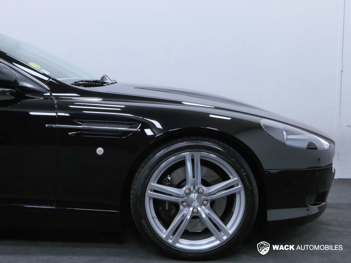 ASTON MARTIN DB9 DB9 V12 6.0L 457 CV TOUCHTRONIC COUPÉ