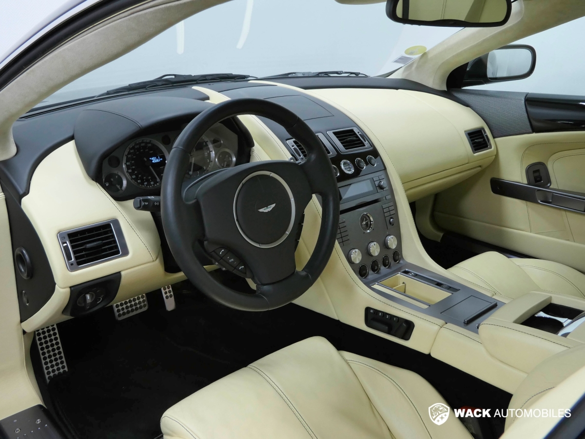 ASTON MARTIN DB9 DB9 V12 6.0L 457 CV TOUCHTRONIC COUPÉ