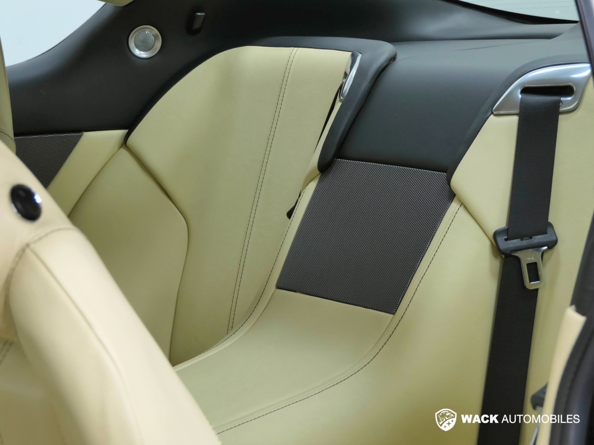 ASTON MARTIN DB9 DB9 V12 6.0L 457 CV TOUCHTRONIC COUPÉ