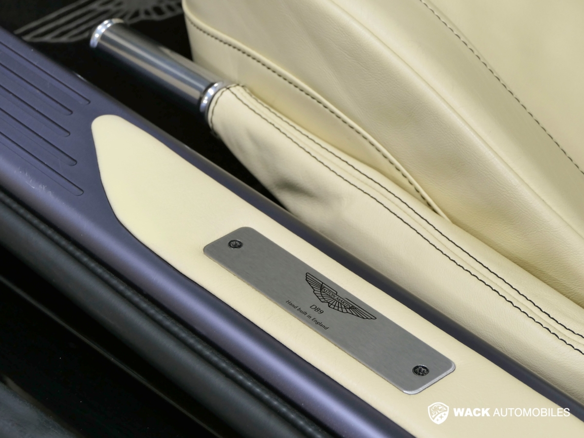 ASTON MARTIN DB9 DB9 V12 6.0L 457 CV TOUCHTRONIC COUPÉ